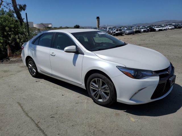 Vin: 4t1bf1fk2hu445314, lot: 55860705, toyota camry le 20174