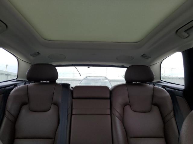 2018 VOLVO XC60 T6 LYVA22RL4JB096355