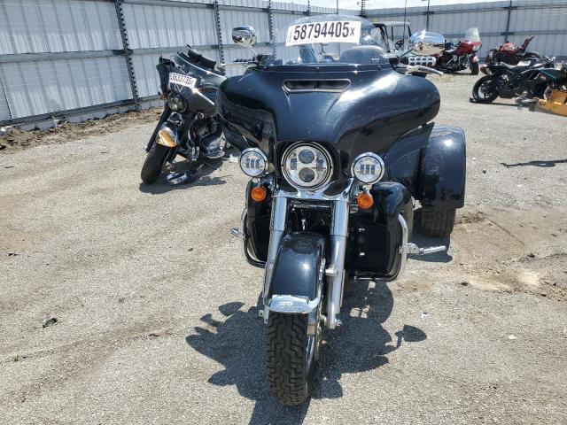 2020 HARLEY-DAVIDSON FLHTCUTG - 1HD1MAF11LB852072