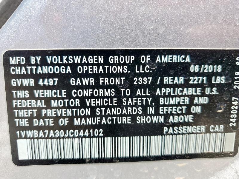 2018 VOLKSWAGEN PASSAT SE - 1VWBA7A30JC044102