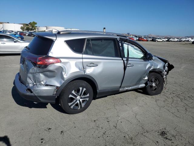 Vin: 2t3zfrevxjw502283, lot: 57881105, toyota rav4 le 20183