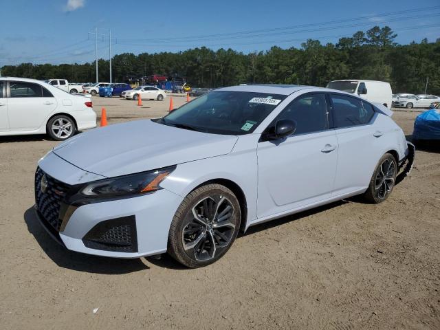 NISSAN ALTIMA SR