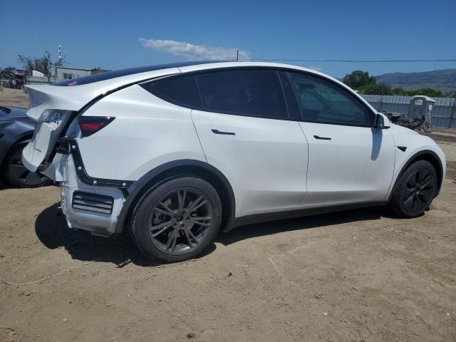 2024 TESLA MODEL Y 7SAYGAEE4RF127358