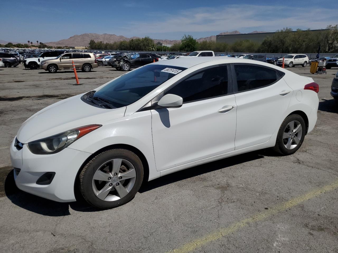  Salvage Hyundai ELANTRA