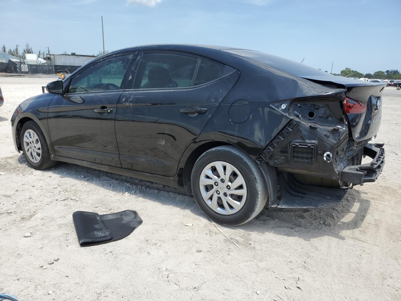 Hyundai Elantra se 2020