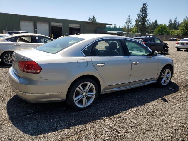 VOLKSWAGEN PASSAT SE 2013 silver sedan 4d diesel 1VWBN7A33DC080102 photo #4