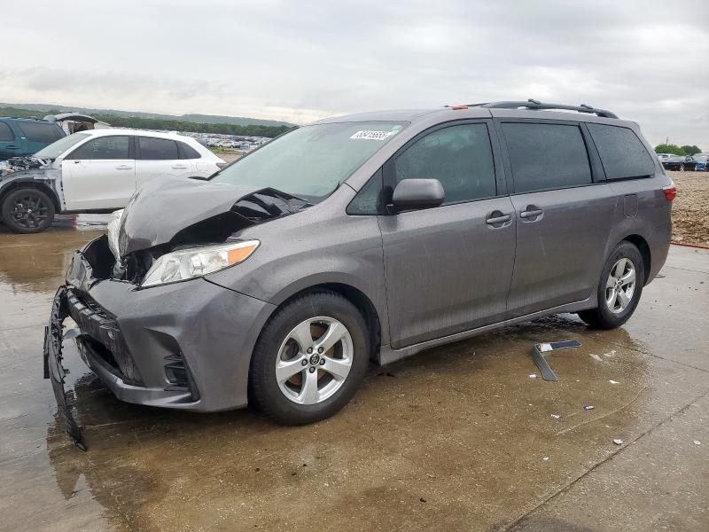 TOYOTA SIENNA LE