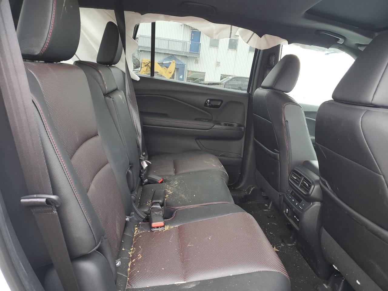 HONDA PASSPORT BLACK EDITION