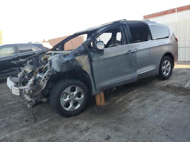 Vin: 2c4rc1eg1hr764158, lot: 58271425, chrysler pacifica touring l plus 2017 img_1