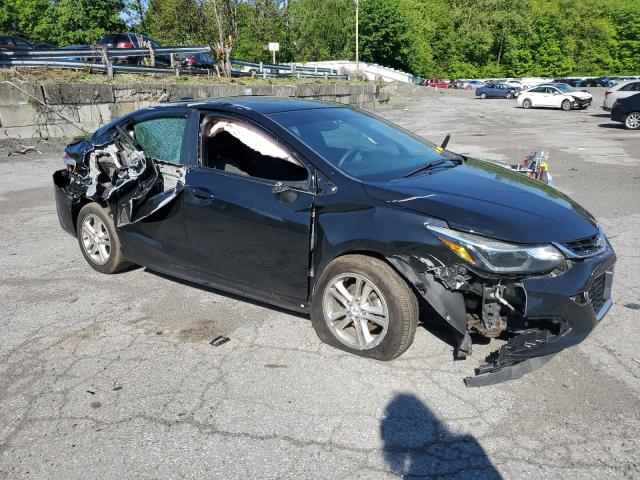 Vin: 1g1be5sm0h7241270, lot: 56048655, chevrolet cruze lt 20174