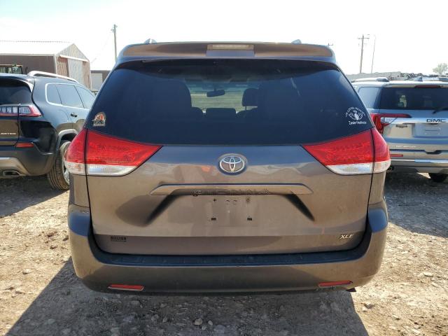 2013 TOYOTA SIENNA XLE - 5TDYK3DC6DS286829