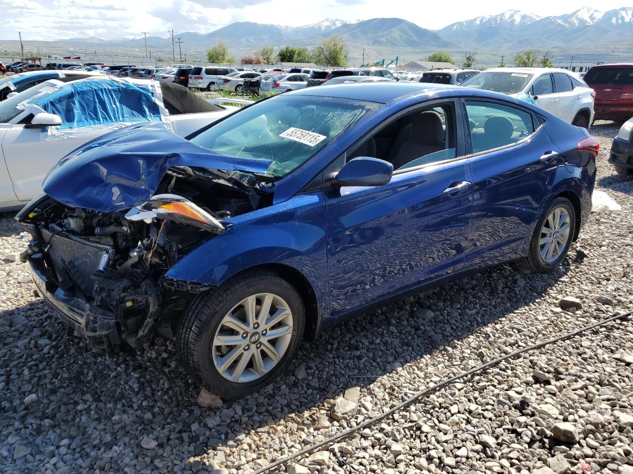 HYUNDAI ELANTRA SE