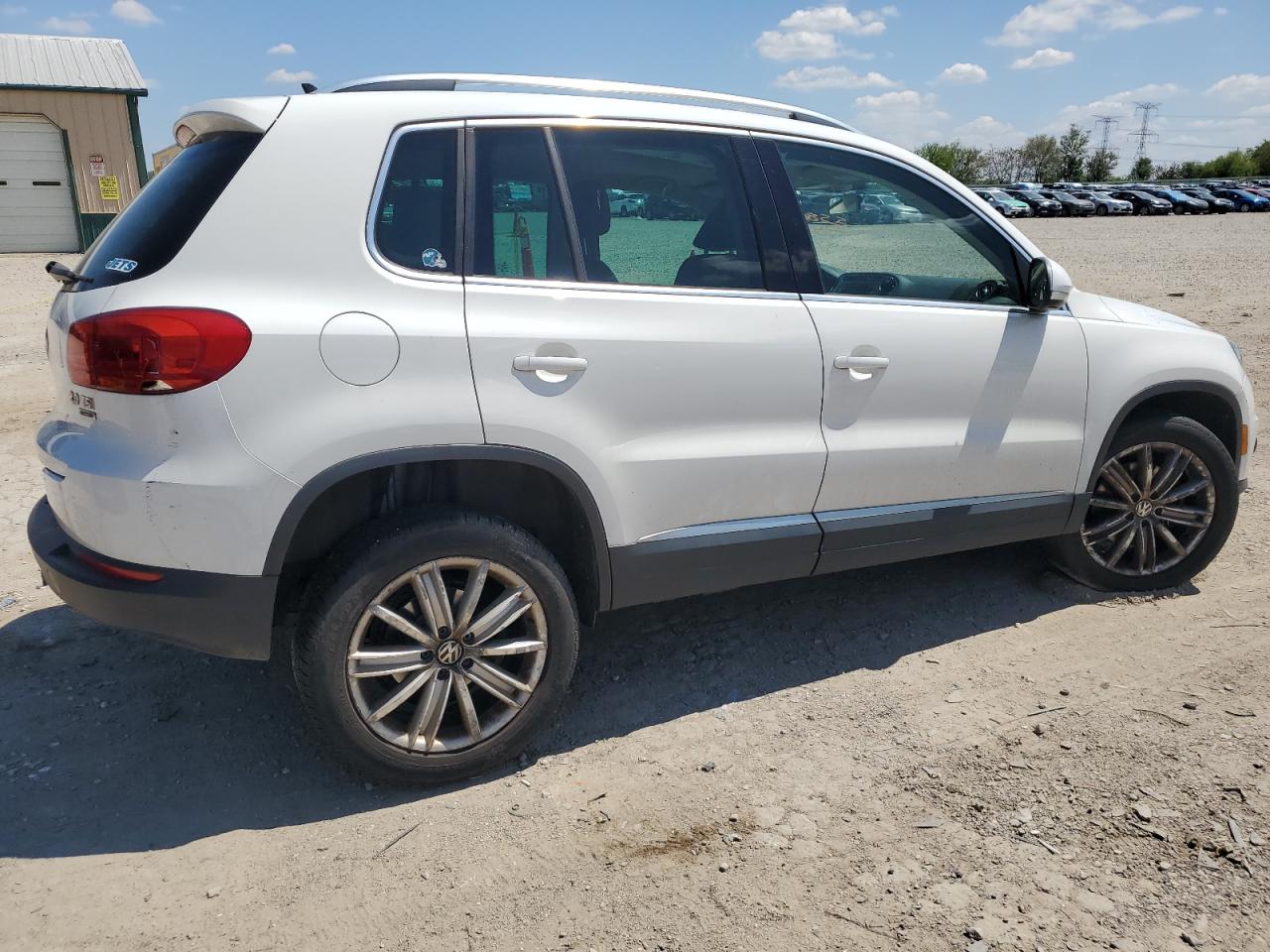 VOLKSWAGEN TIGUAN S