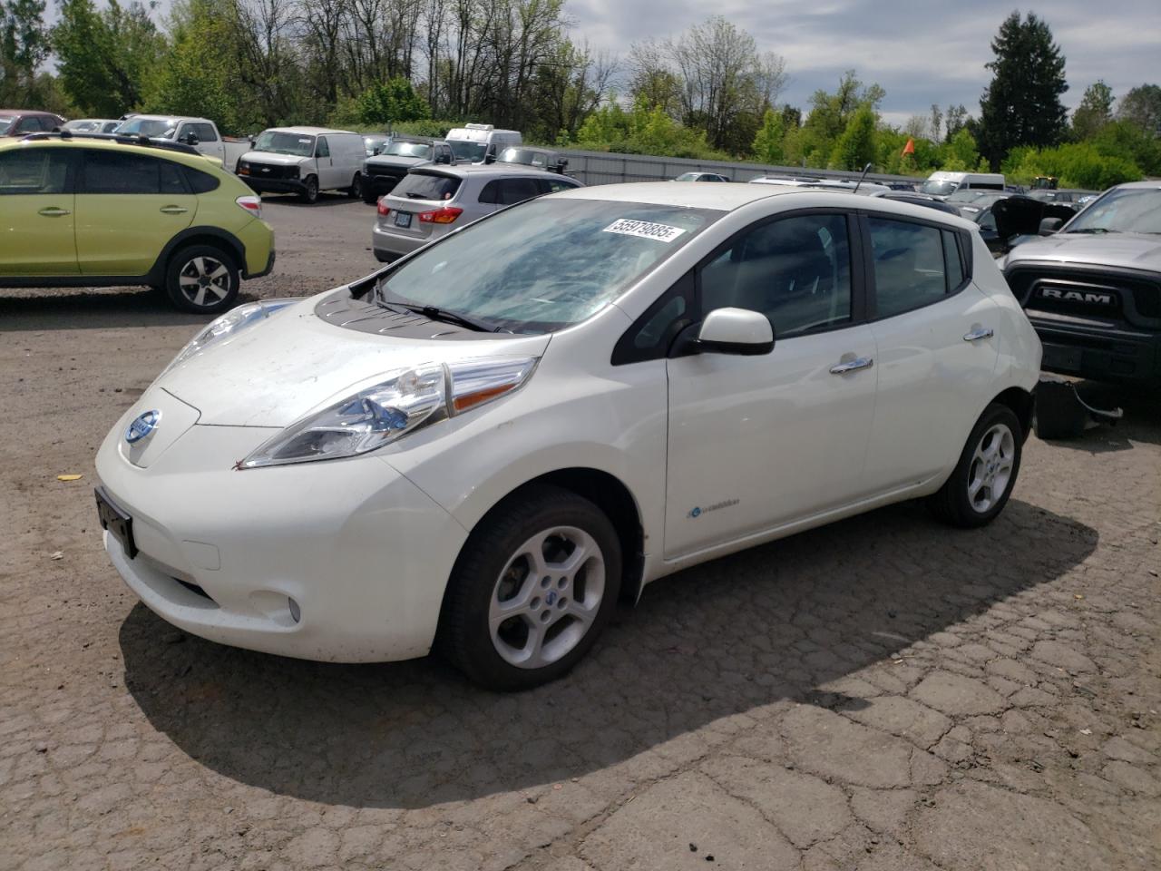 NISSAN LEAF S