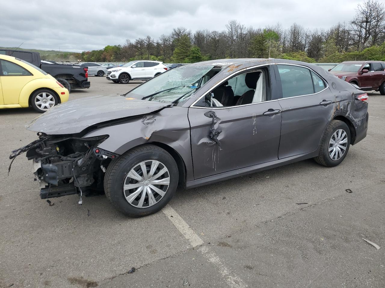 TOYOTA CAMRY LE