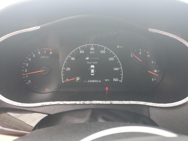 2016 KIA CADENZA LU KNALN4D70G5213652