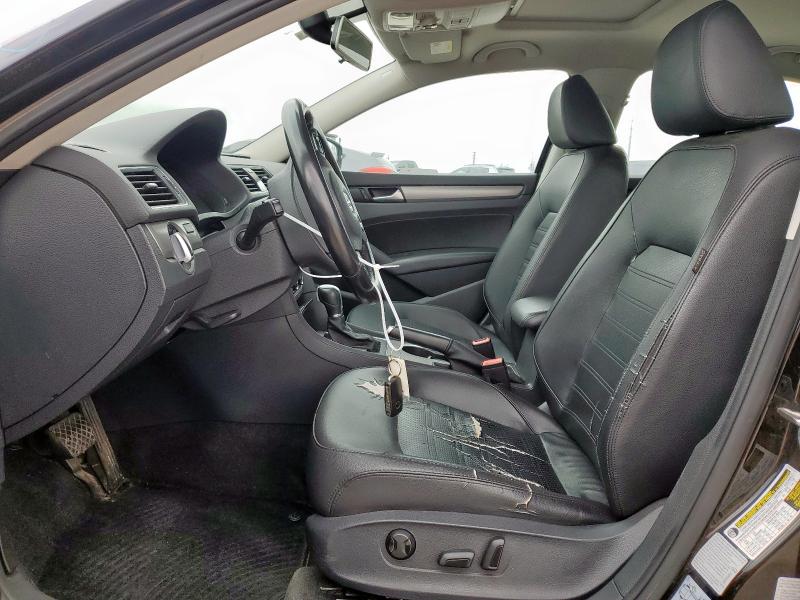 2015 VOLKSWAGEN PASSAT SE - 1VWBS7A38FC033126