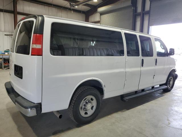 CHEVROLET EXPRESS G3 2017 white  flexible fuel 1GAZGPFF4H1258639 photo #4