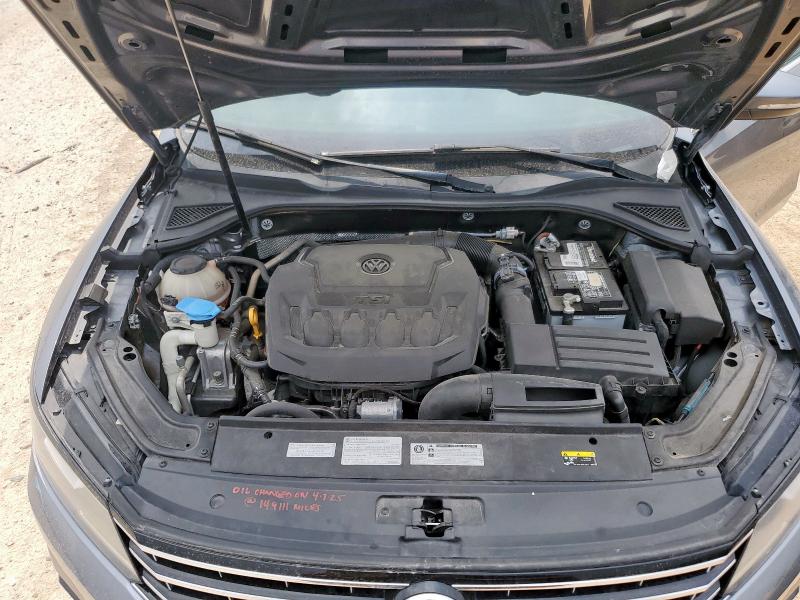 2018 VOLKSWAGEN PASSAT SE 1VWBA7A31JC016678