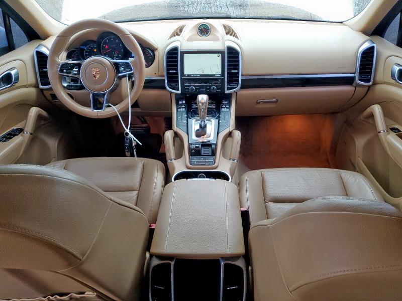 2016 PORSCHE CAYENNE WP1AA2A28GLA02311