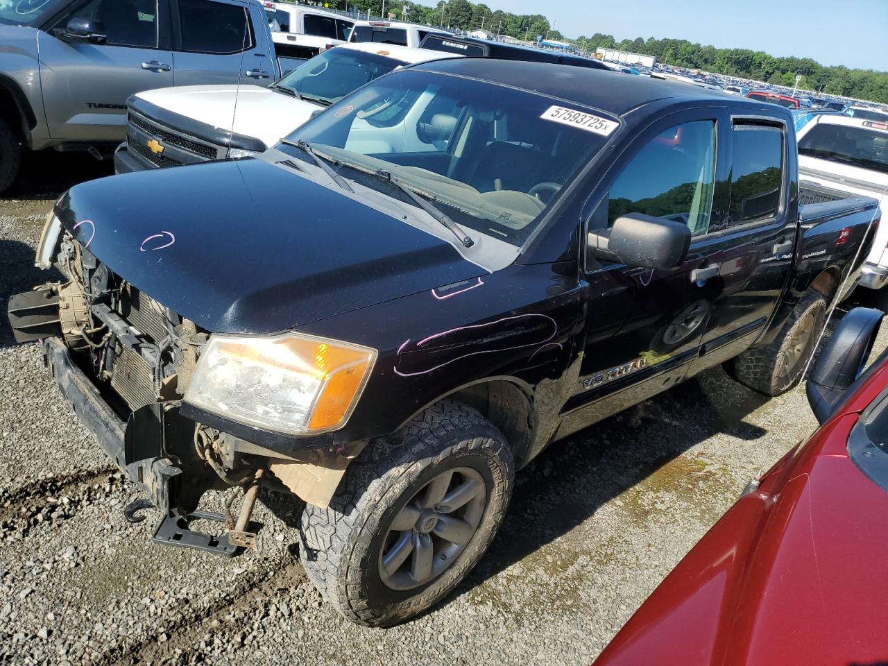 NISSAN TITAN S