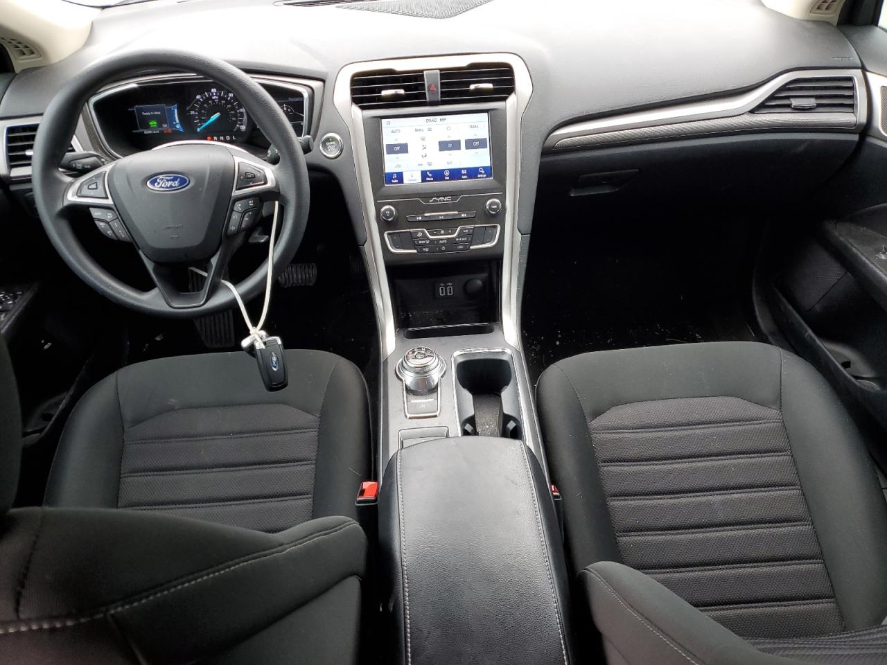 Ford Fusion se 2020