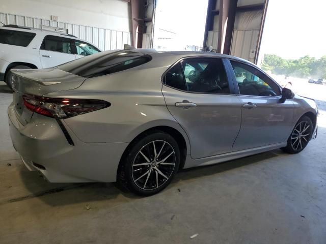 Vin: 4t1g11ak6ru889440, lot: 55146095, toyota camry se night shade 20243