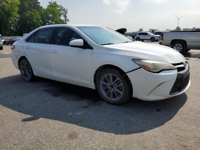 Vin: 4t1bf1fk7hu438696, lot: 56742165, toyota camry le 20174