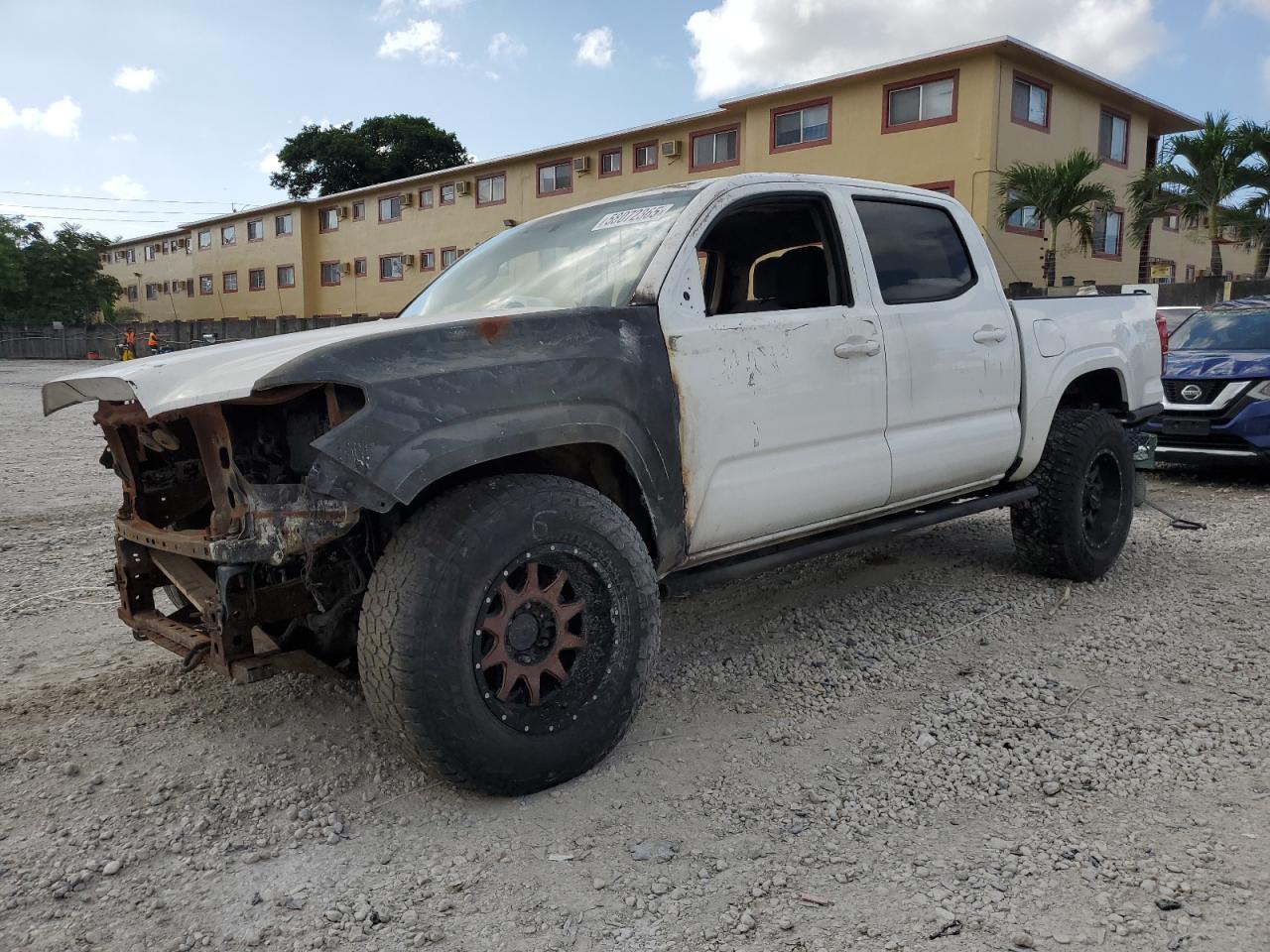 TOYOTA TACOMA DOUBLE CAB