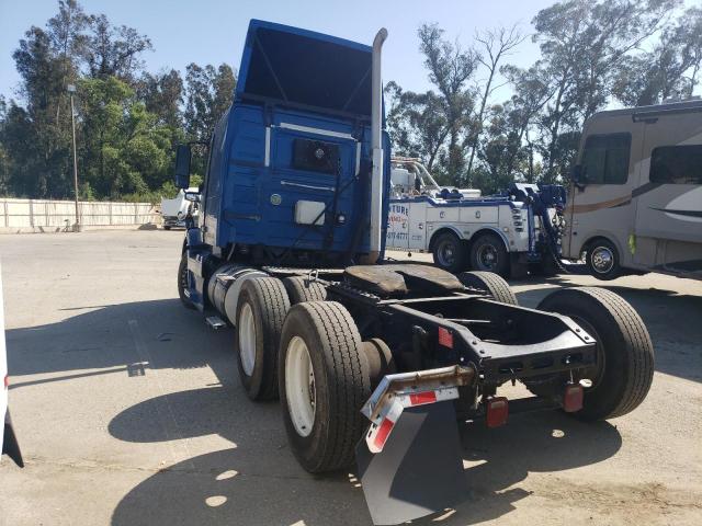 VOLVO VNM 2016 blue tractor diesel 4V4MC9EG2GN943611 photo #4