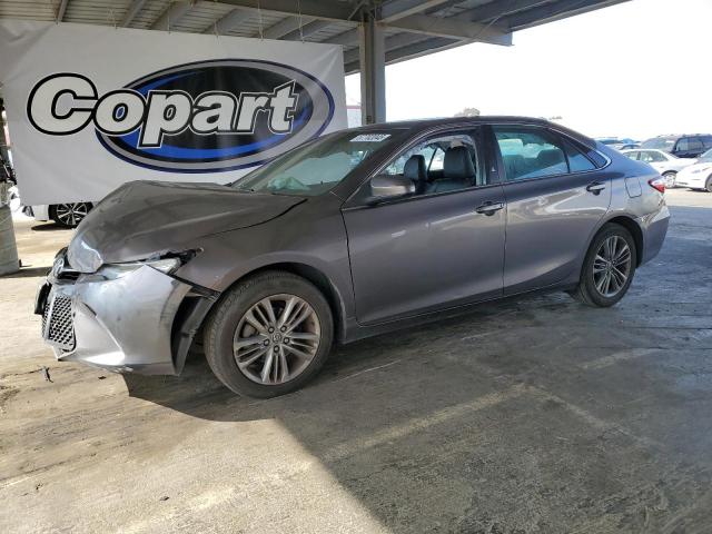 Vin: 4t1bf1fk2fu946118, lot: 57702045, toyota camry le 2015 img_1
