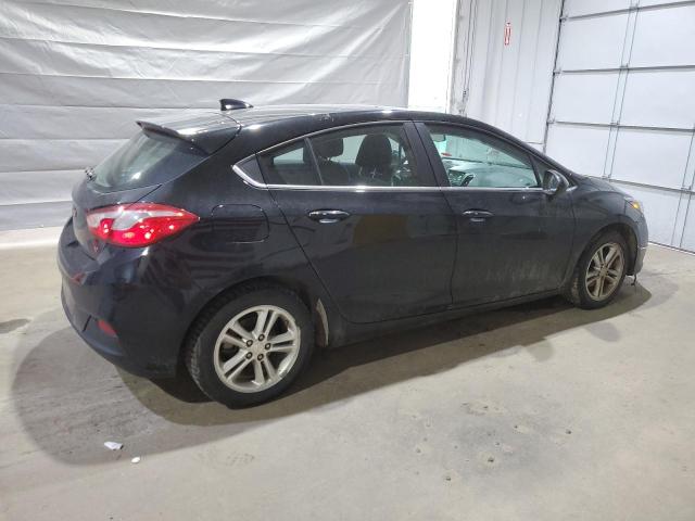 Vin: 3g1be6sm9hs611428, lot: 57795445, chevrolet cruze lt 20173