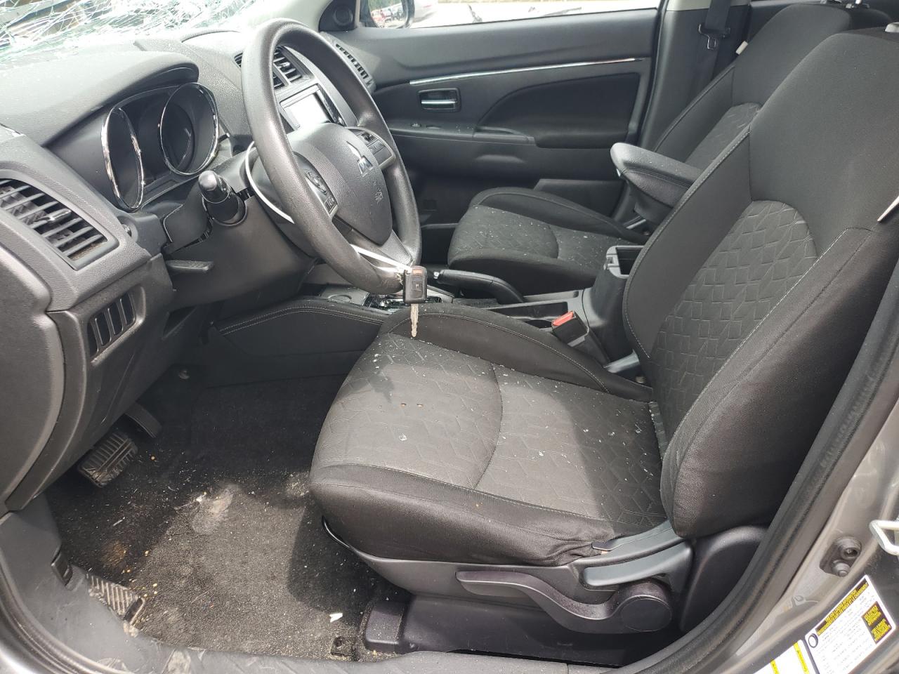 MITSUBISHI OUTLANDER ES