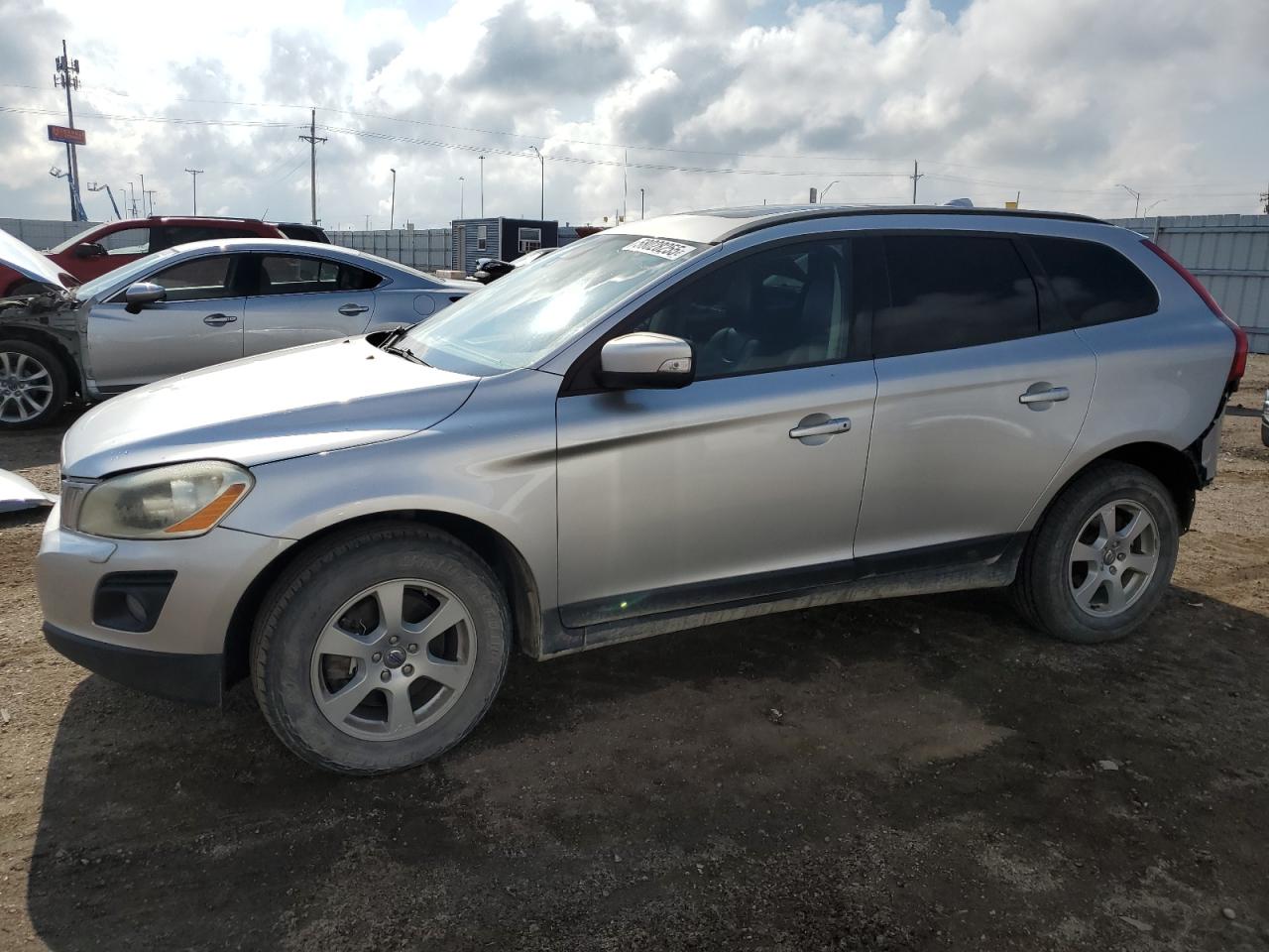VOLVO XC60 3.2