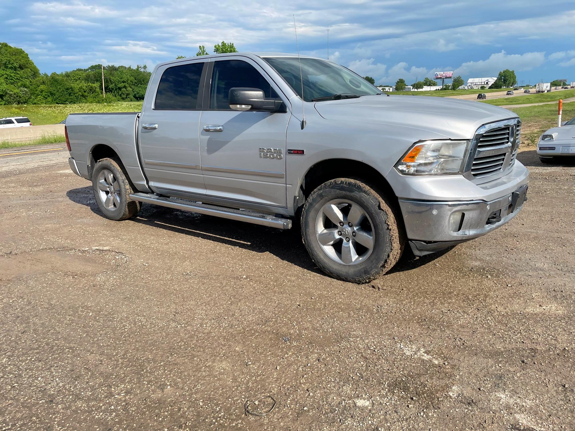 2015 RAM 1500 SLT #3150094931