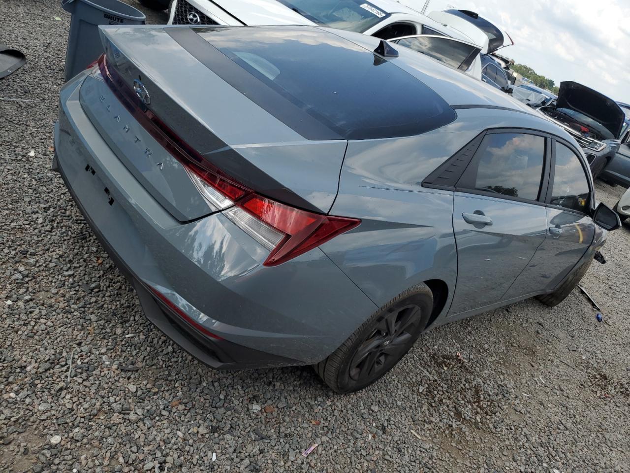 Hyundai Elantra se 2021