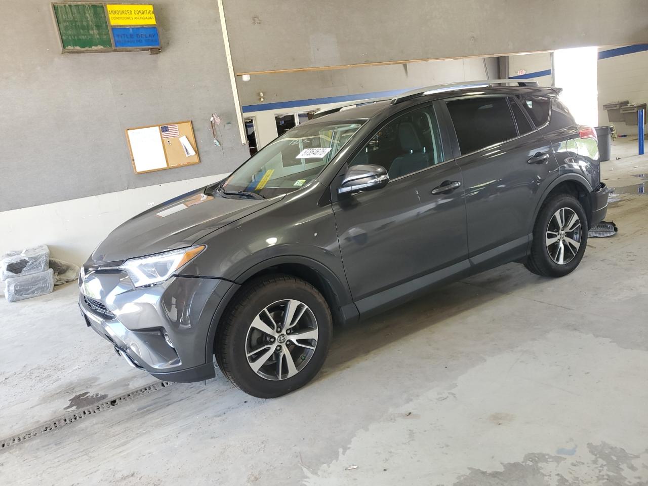 TOYOTA RAV4 XLE