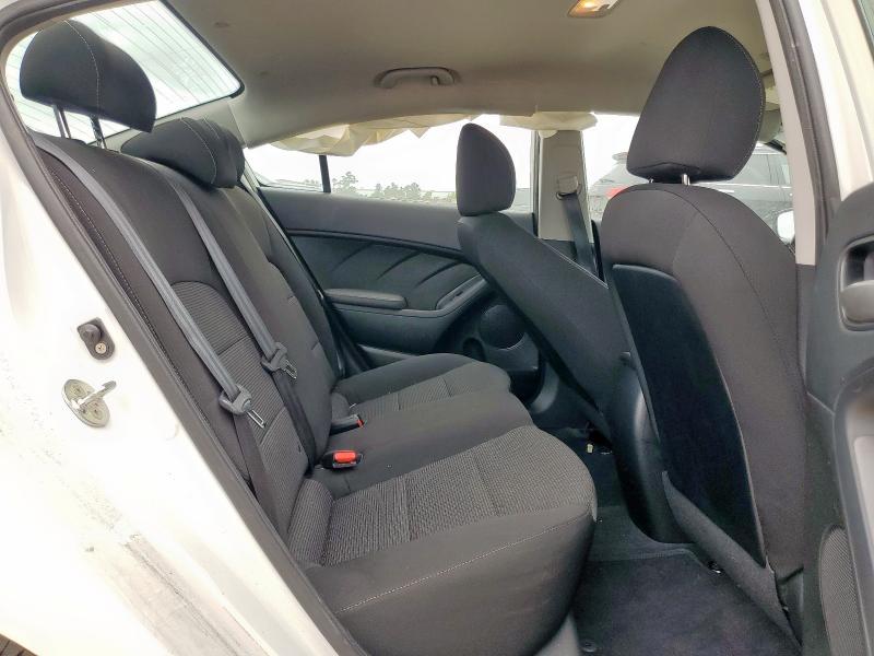 2018 KIA FORTE LX - 3KPFK4A73JE269187
