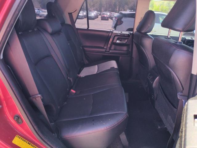 2018 TOYOTA 4RUNNER SR JTEBU5JR2J5581993