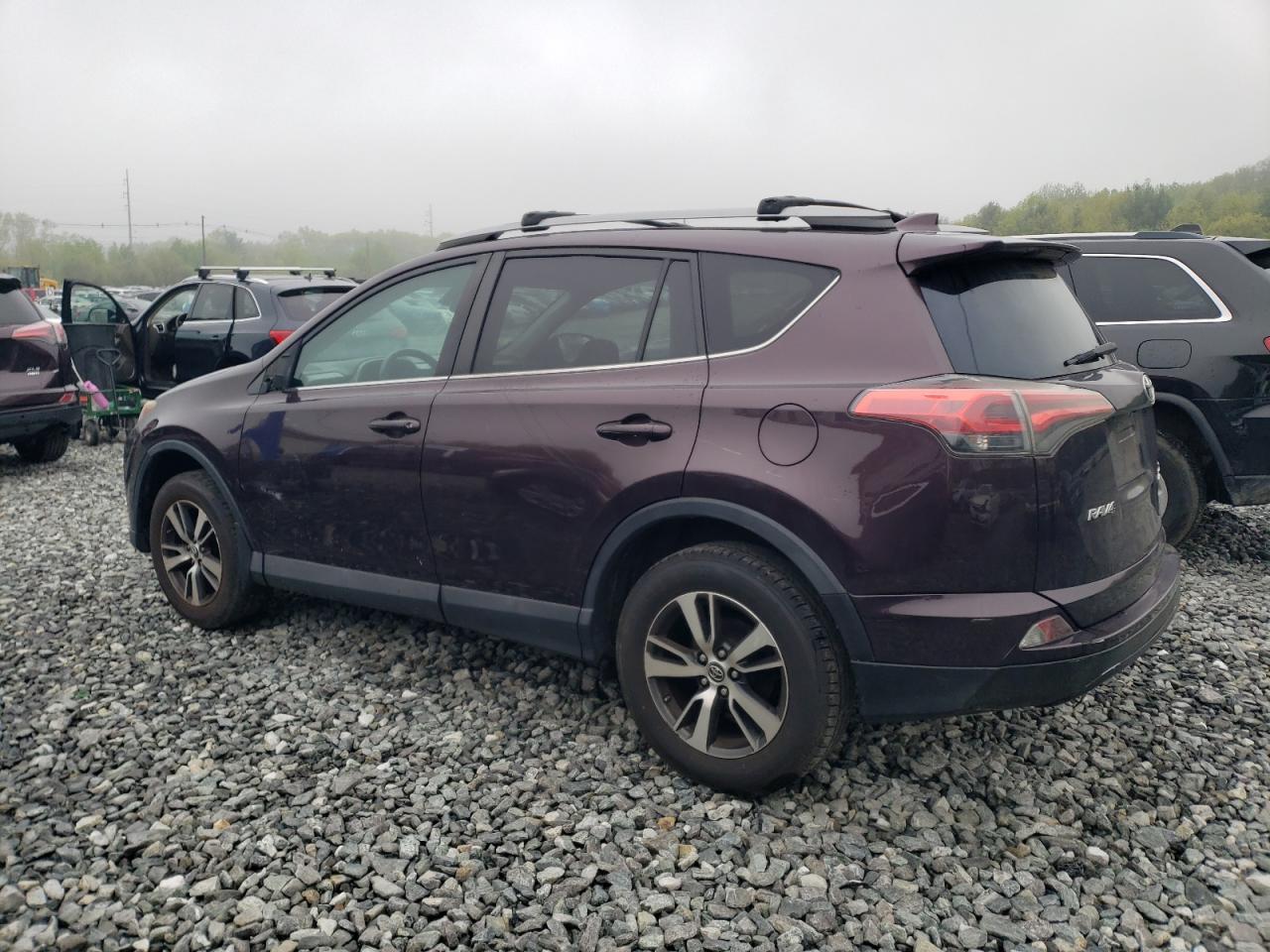 TOYOTA RAV4 XLE