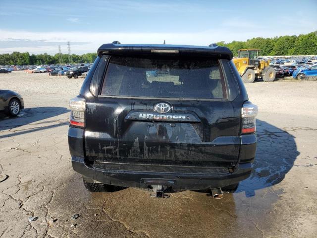 2019 TOYOTA 4RUNNER SR - JTEBU5JR2K5635696