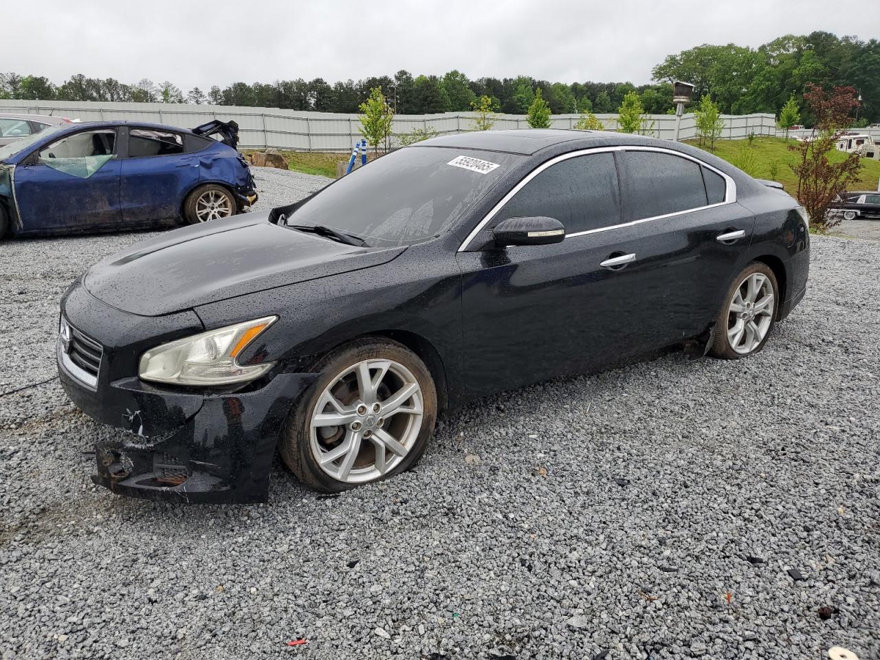 NISSAN MAXIMA S