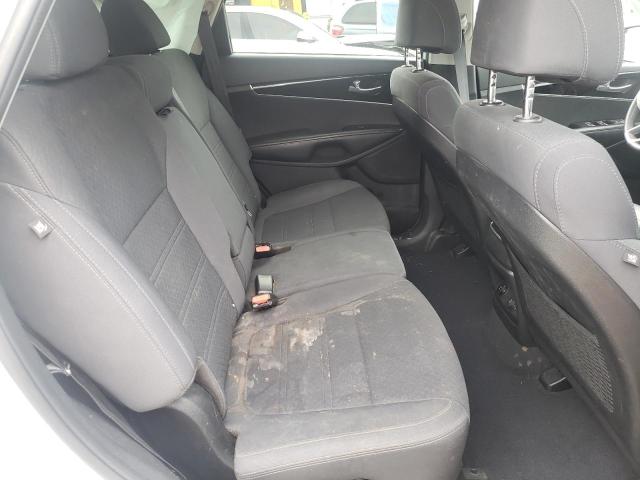 2017 KIA SORENTO LX 5XYPG4A55HG297543