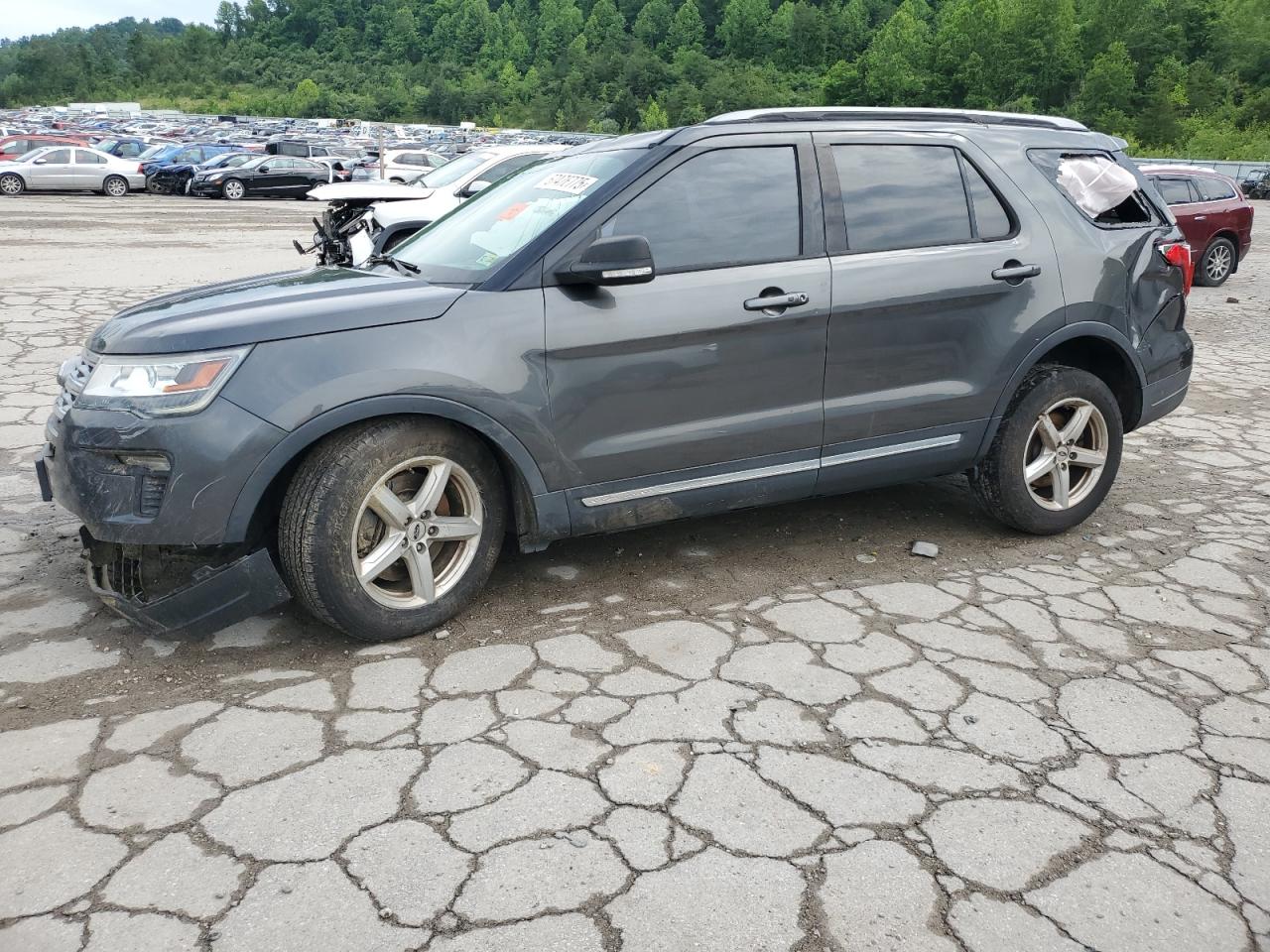 FORD EXPLORER XLT