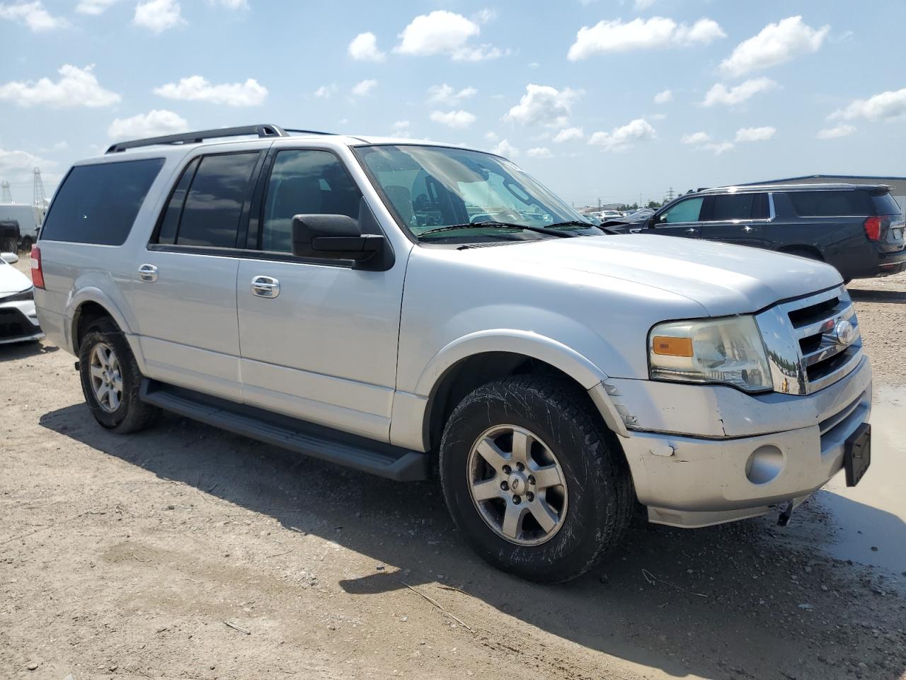FORD EXPEDITION EL XLT