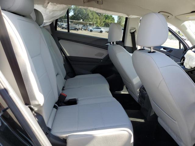 2018 VOLKSWAGEN TIGUAN SE - 3VV2B7AX8JM221479