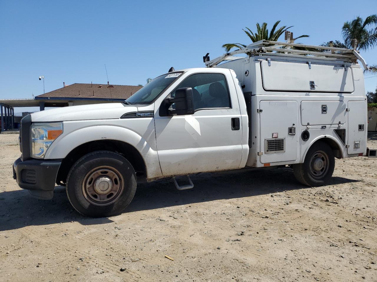 FORD F-350 SUPER DUTY