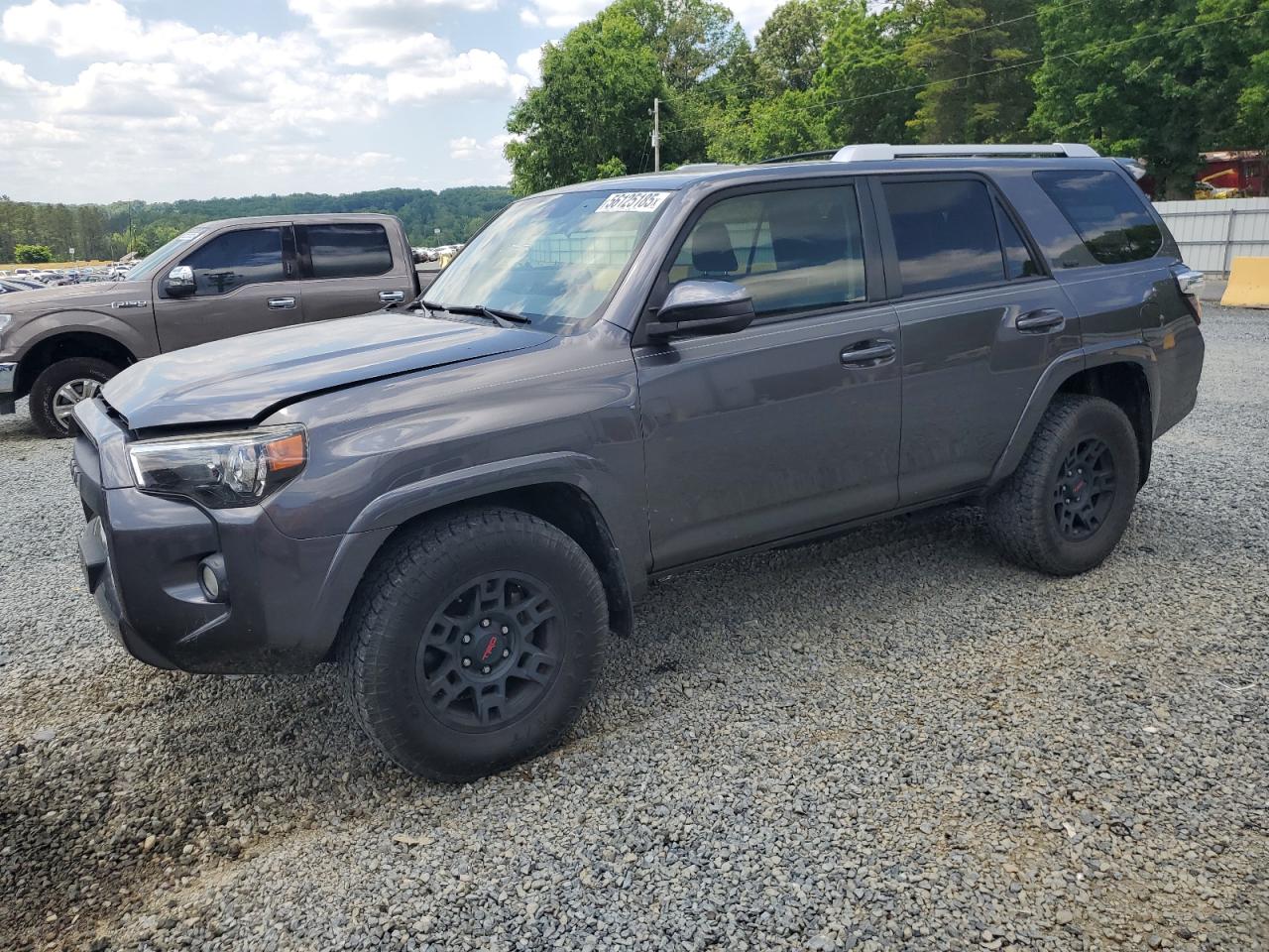 TOYOTA 4RUNNER SR5