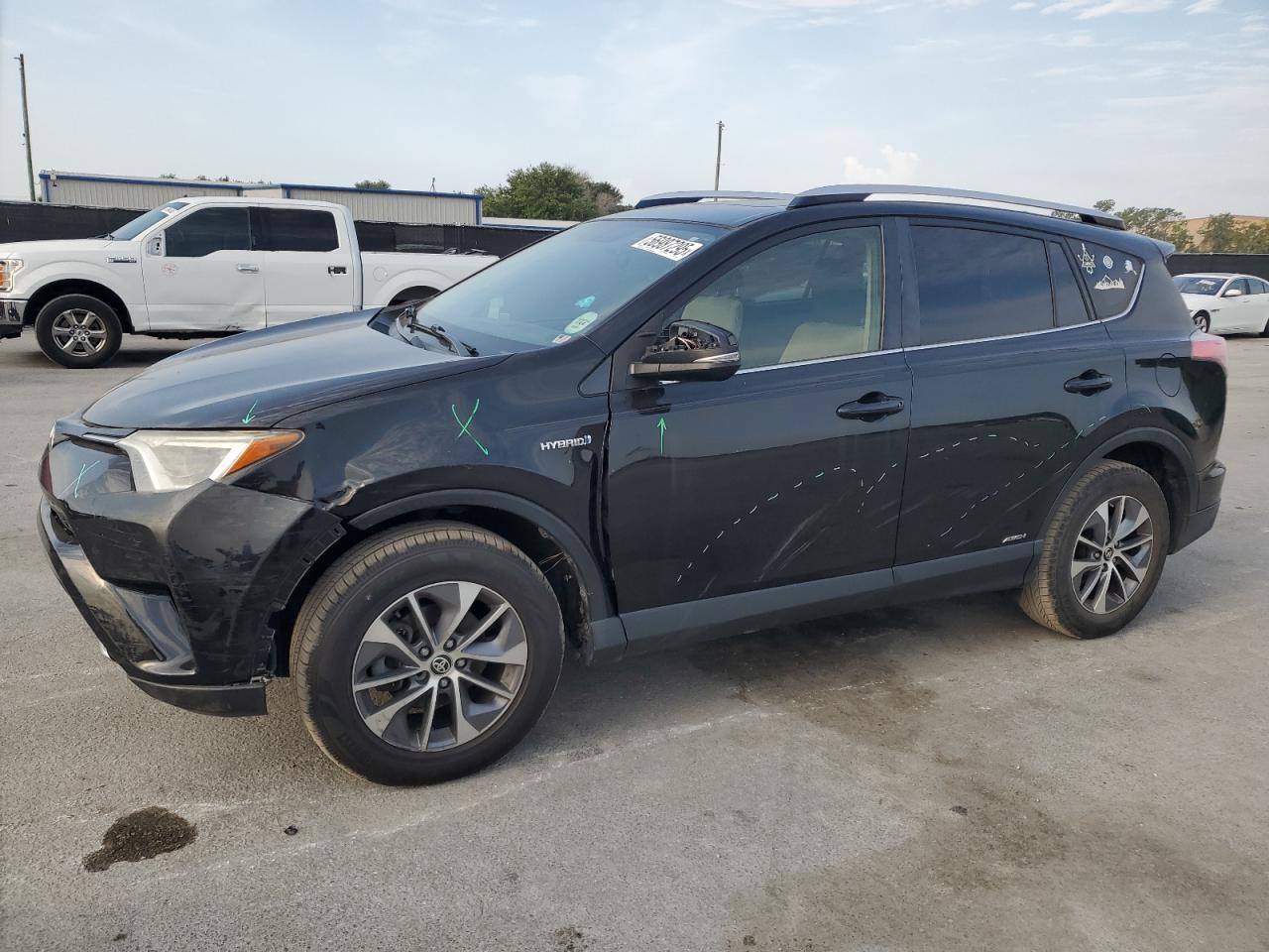 TOYOTA RAV4 XLE