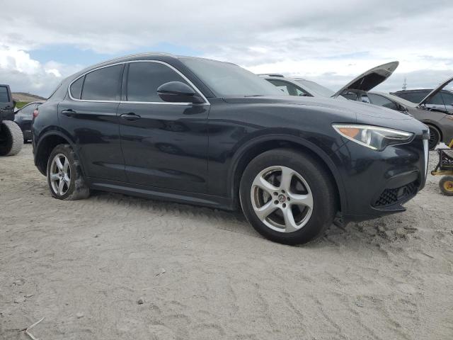 Vin: zasfakan6j7b72451, lot: 55204045, alfa romeo stelvio 20184